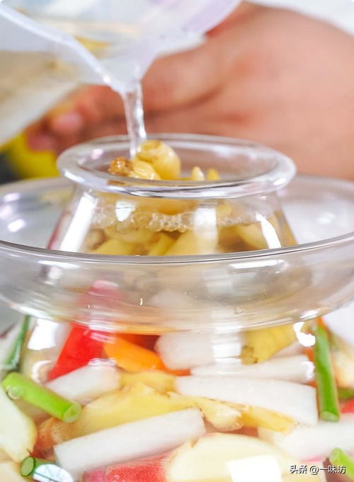 腌制四川泡菜秘訣 掌握這幾點，酸脆不生花，放一年都不會壞